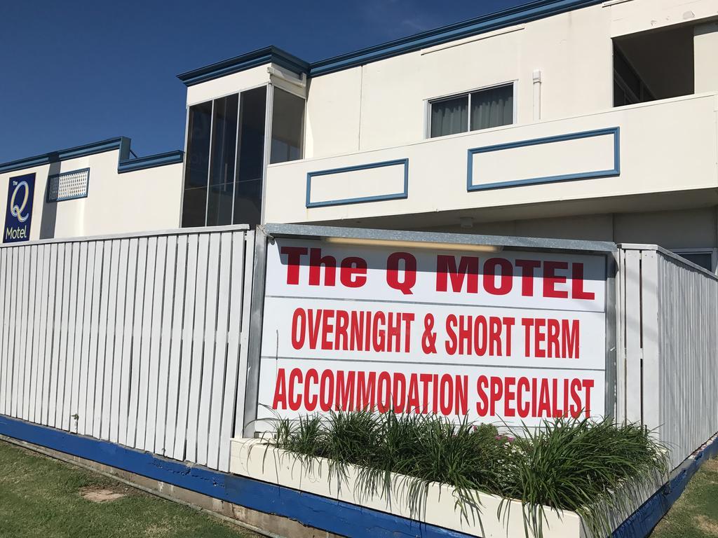 The Q Motel רוקהמפטון מראה חיצוני תמונה
